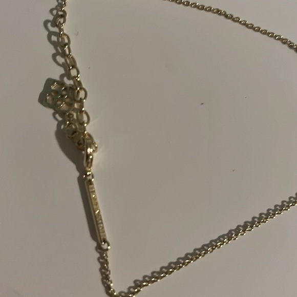 KENDRA SCOTT ELISA GOLD NECKLACE AMYTHST - Picture 3 of 3